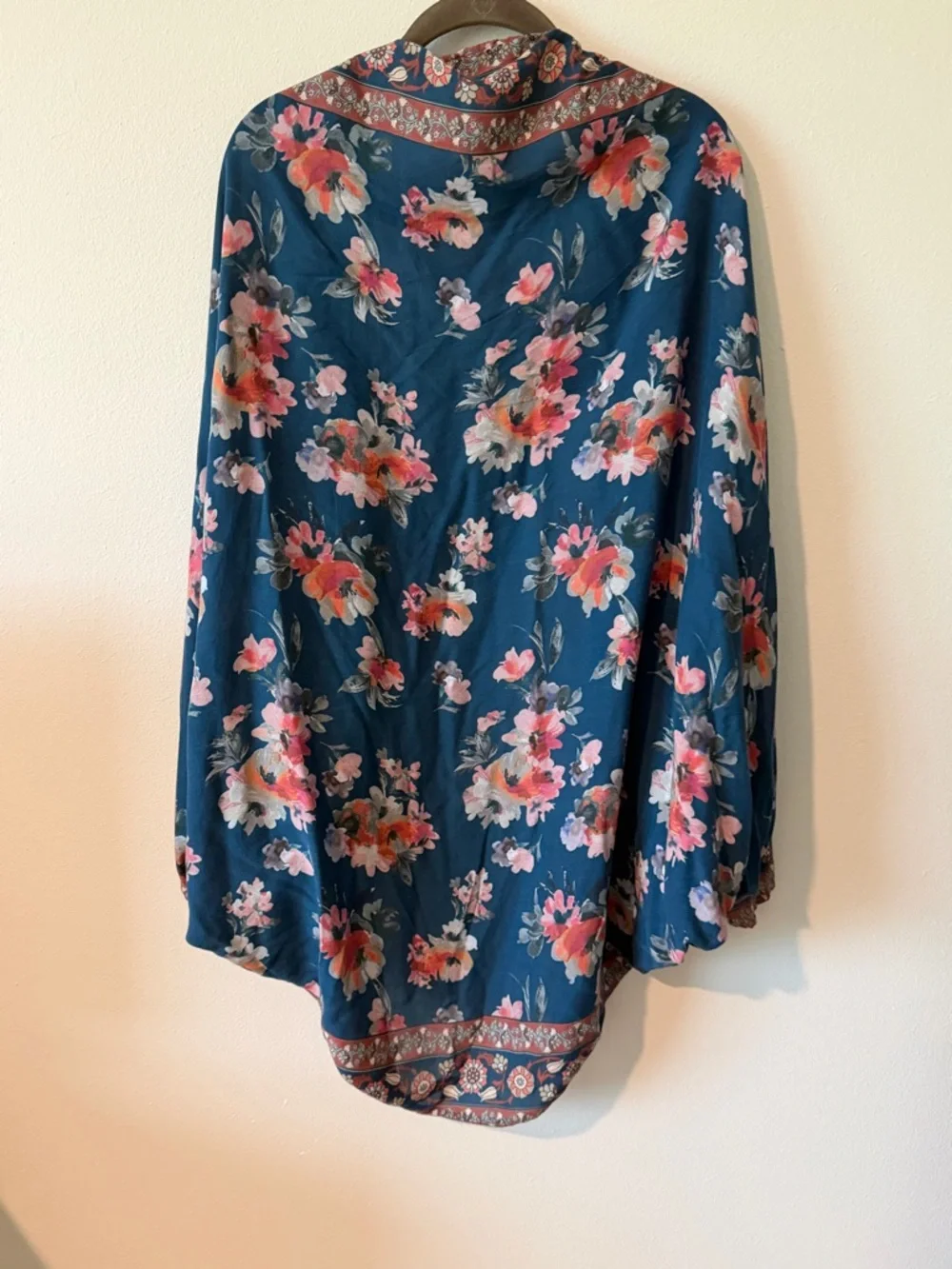 Feathers by Talani Floral Open Front Kimono Shrug